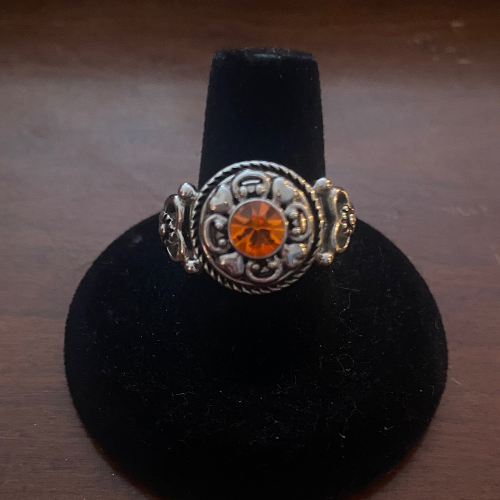 Vintage-Inspired Silver Ring with Orange Gemstone